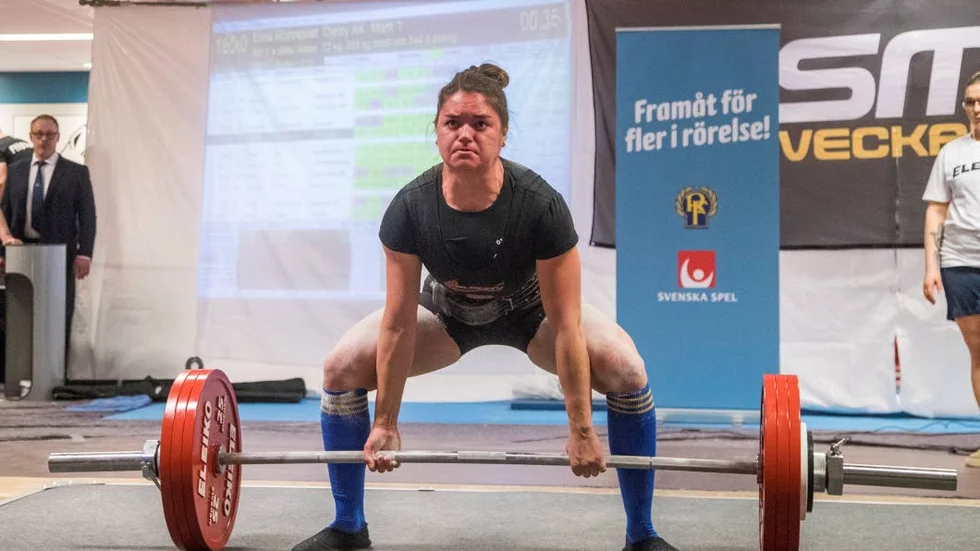 Elina Rönnqvist tog SM-guld i styrkelyft.