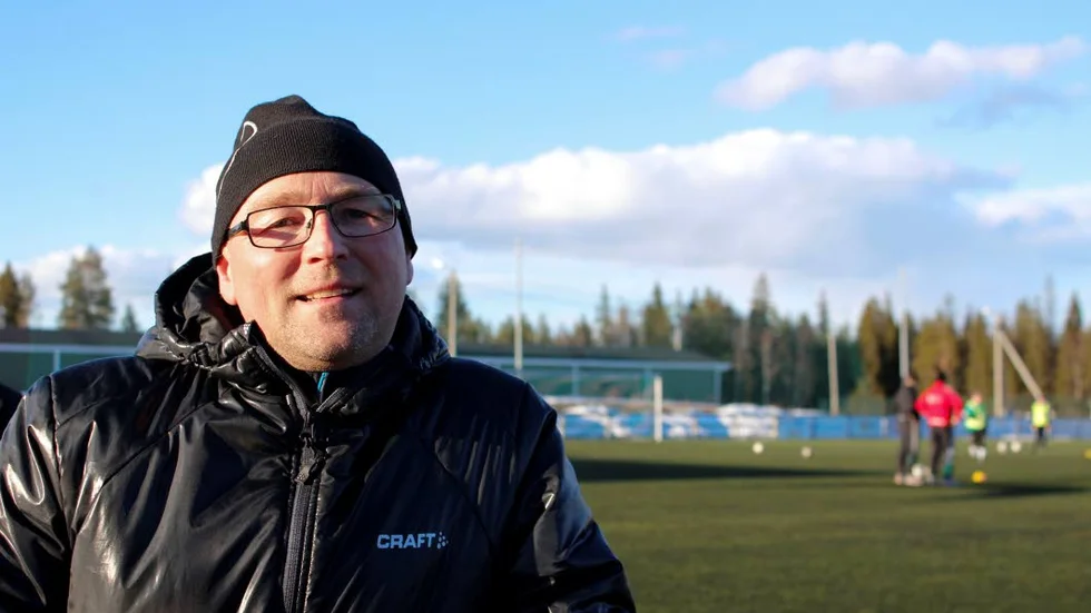 Sportchefen Joakim Abrahamsson tror inte det kommer bli något problem att hitta en ersättare till Shauna Peare. "Det hör av sig agenter hela tiden", säger han.