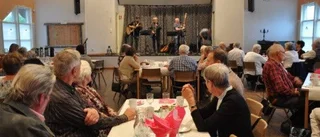 Surströmming och musik i Vuollerim
