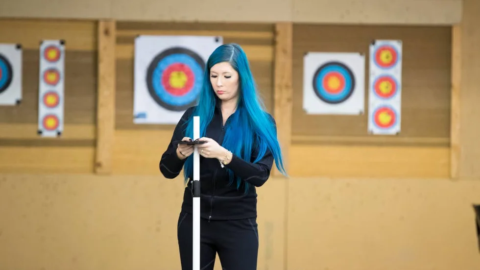 BRA SÄSONGSSTART. Emma Fjällström inledde seniorkarriären med att skjuta till sig en finalplats i Swedish Cup.