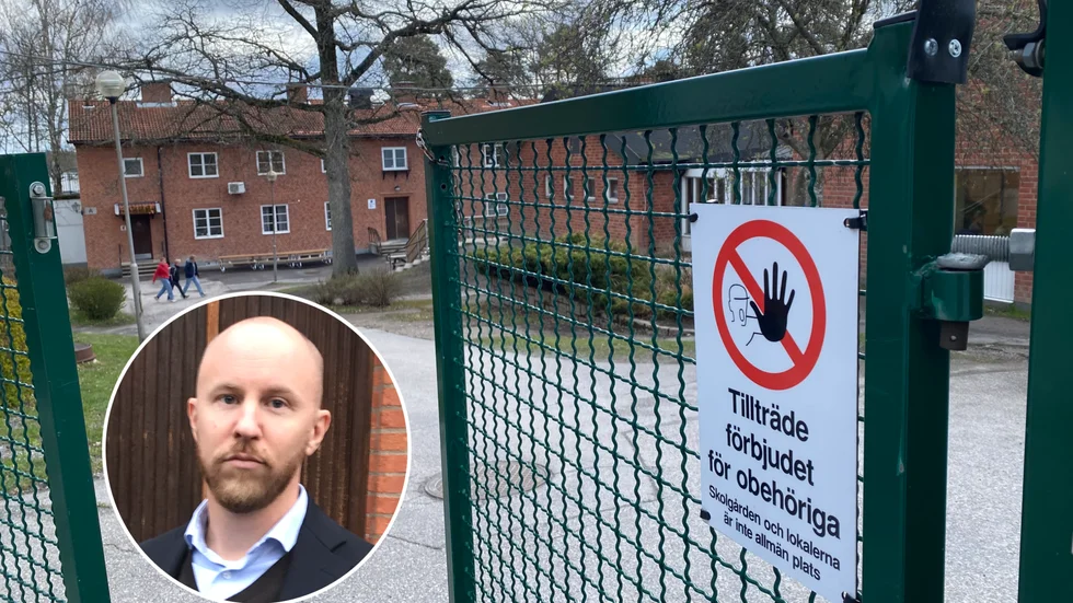På Europaskolan Rogge har man gått så långt att man har satt upp förbudsskyltar. Däremot står inga tider angivna, vilket det bör göra eftersom skolans område får beträdas av allmänheten utanför skoltid. Rektor Christoffer Bergfors säger att det här ska bli tydligare.