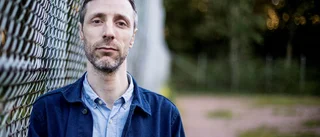 Sprakande raseri mot exploatering