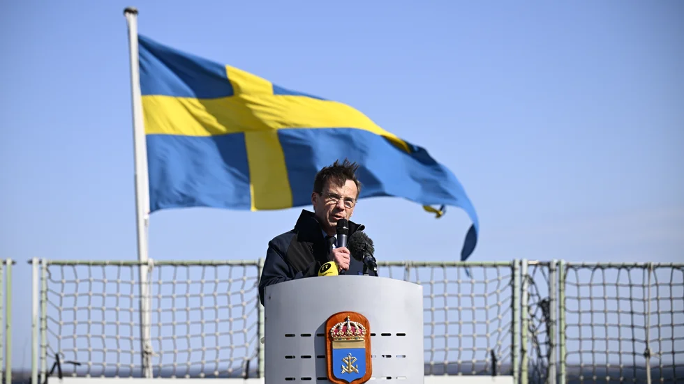Statsminister Ulf Kristersson (M) håller pressträff i samband med sitt besök på Marinbasen i Karlskrona på onsdagen.