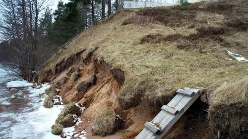 I stormen i februari förstördes stränderna helt i Malexander.