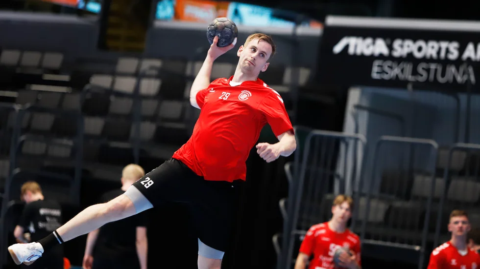 Richard Hanisch gör efterlängtad comeback mot Hallby under onsdagskvällen.