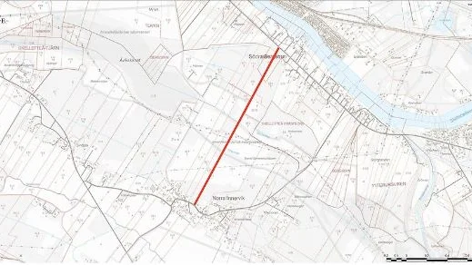Under minst två veckor stängs vägen av mellan Norra Innervik och Södra Bergsbyn på grund av svår framkomlighet och översvämning. Det gäller från den 21 april. Det finns inga boende längs vägen.
