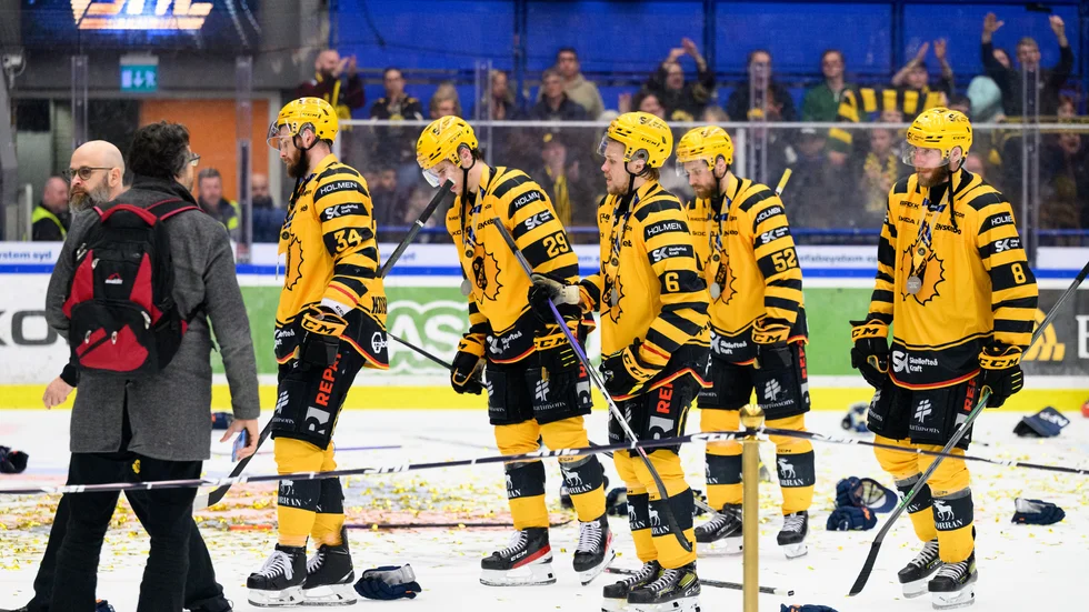 Skellefteå AIK föll i SM-finalen mot Växjö i våras. Till kommande säsong ändrar ligan i slutspelsformatet.