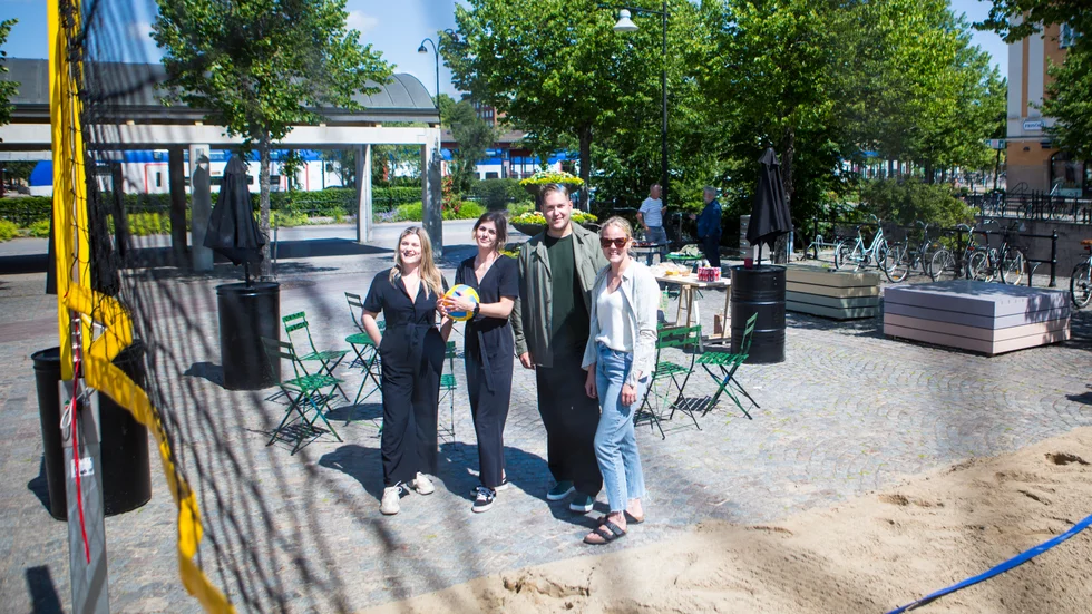 Mer sommarliv på Stortorget ska fixas av Elin Karlsson, Therése Larsson, Jakob Jansson och Erica Börjesson.