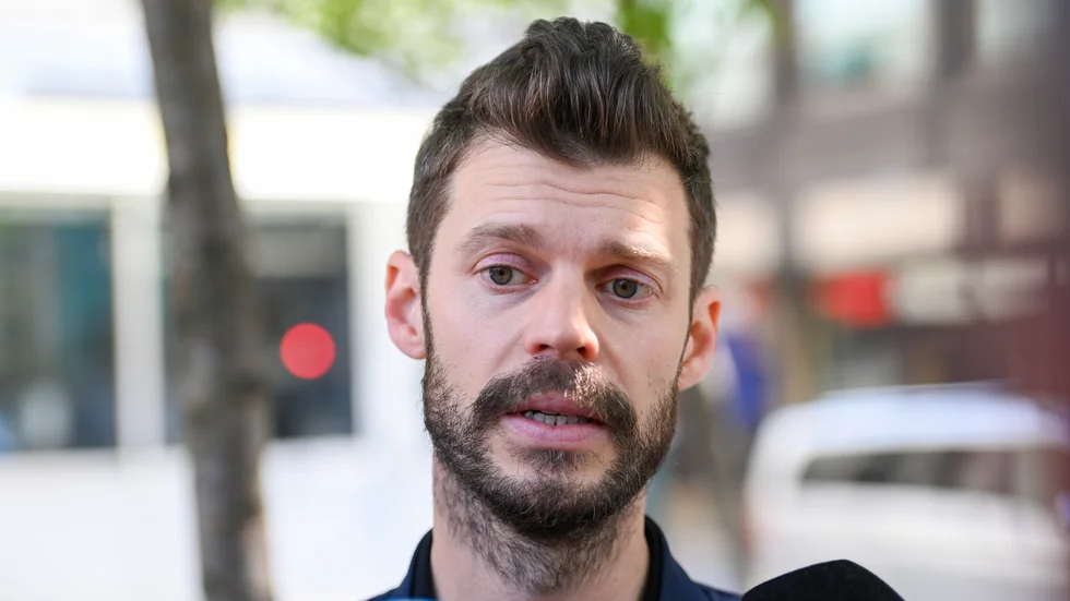 Rødt-ledaren Bjørnar Moxnes ber om ursäkt – han "borde ha berättat allt från första stund".