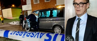 Dramat i Storebro: Polisman sköt fyra skott mot den misstänkte