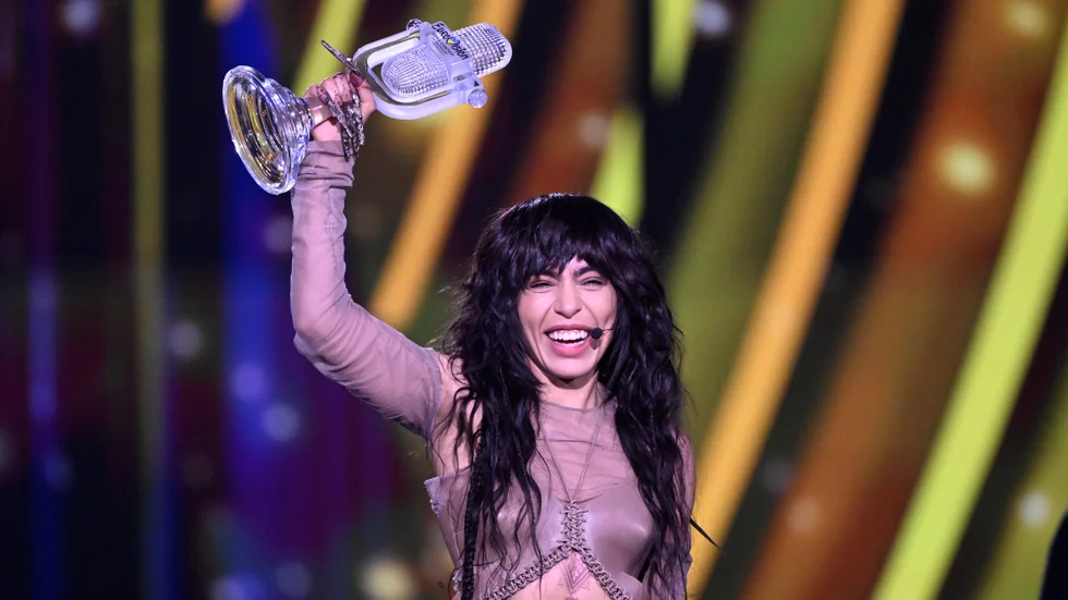Europas nya drottning... Loreen skrev sig, en gång för alla, in sig i Eurovisions långa historia med sin andra - och högst imponerande seger med "Tattoo" i Liverpool.
