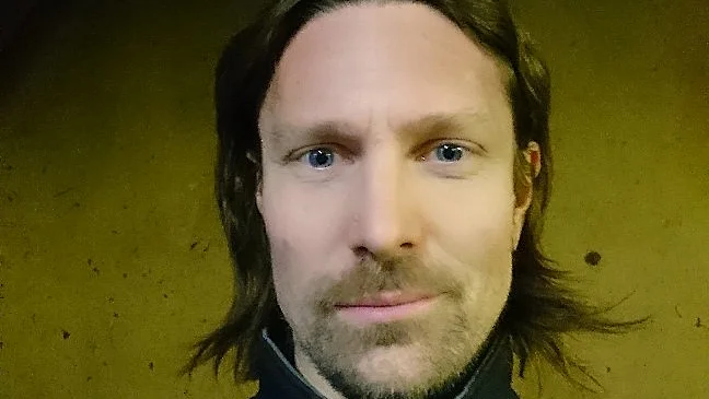 Folke Plejert på Tveta Gård är nominerad till ny ledamot i miljö- och byggnadsnämnden.