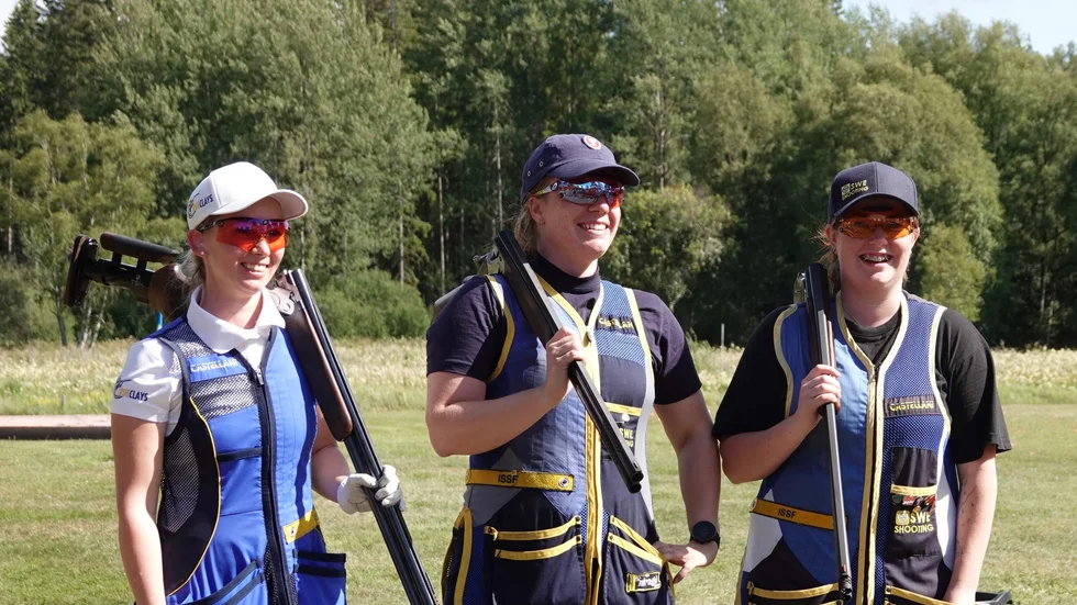 Victoria Larsson (mitten) från Dannemora JSK tog SM-guld i damklassen före tvåan Lisette Hederstedt och trea blev Felicia Ros.