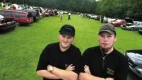 Daniel Karlsson och  Joakim Borum är männen bakom Volvoträffen. Foto: Mattias Ahlm