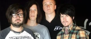 Mistake släpper första albumet