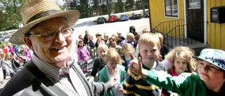 "Ibland slog de barnen på fingrarna"