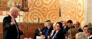 Vallstenaborna kunde återvända till sin kyrka