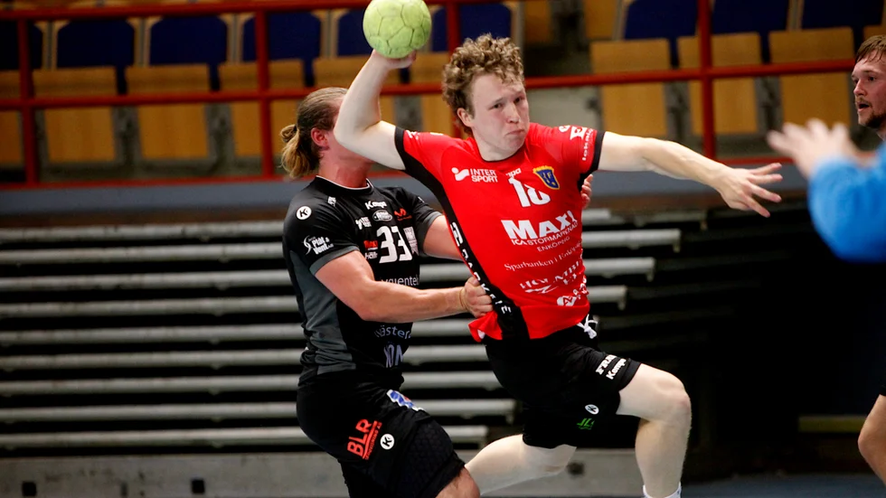Axel "Abrakadabra" Abrahamsson trollade i Boden. 