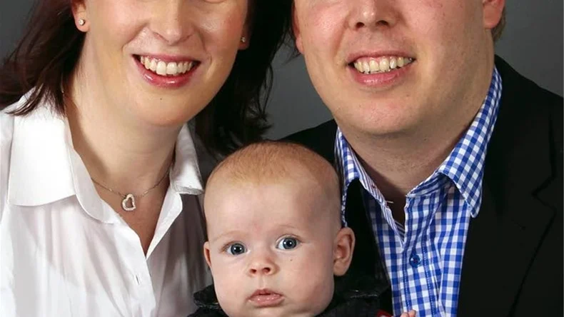 Ida och Adam Gustafsson, Kaxholmen, Jönköping, fick den 27/6 dottern Isabell. Längd 52 cm, vikt 4 165 g. Ida är uppvuxen i Åtvidaberg.