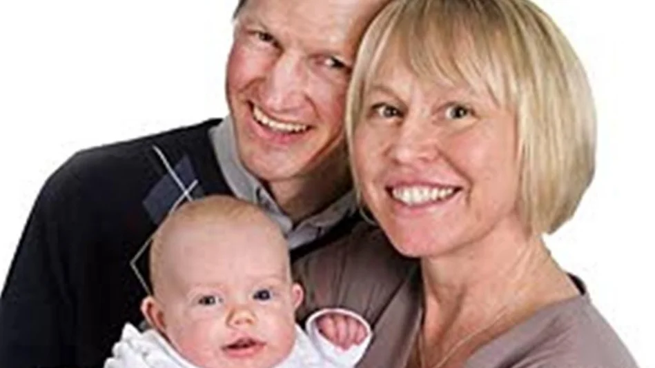 Anna och Jonas Sjögren, Hamngatan, Linköping, fick den 22/8 en dotter som heter Emma.