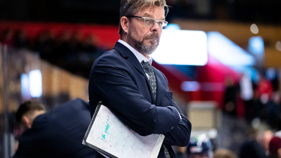 Niklas Czarnecki berättar att han vaknar och sover med hockey nu. "Då är jag som bäst", säger han.