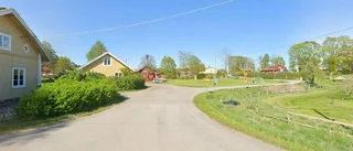 Nya ägaren har ärvt huset på Kimsta 347A i Rosersberg