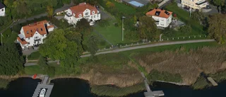 (SD): Underlätta byggnation på strandnära tomter