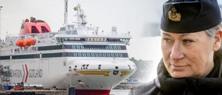 Hotbild mot färjorna – marinchefen vill se striktare kontroller
