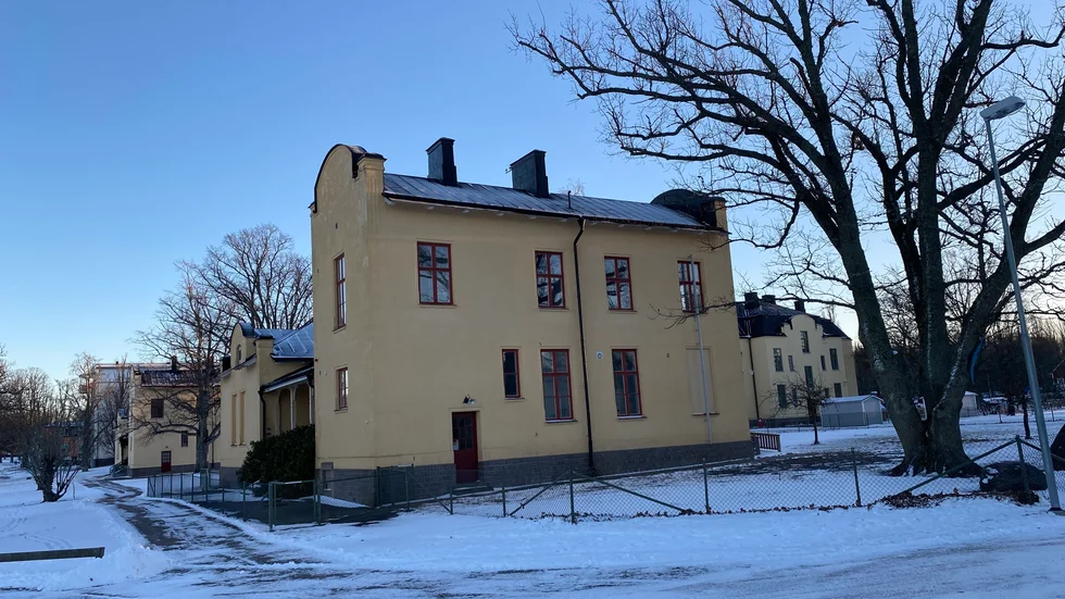 Huset på Sjöstadsvägen 25 i Västervik står tomt, sedan naturförskolan flyttade ut i mars 2022.