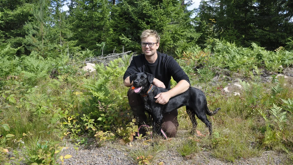 Hunden Luna klarade sitt första möte med ett vildsvin mycket bra, säger Sven Gustafsson. 