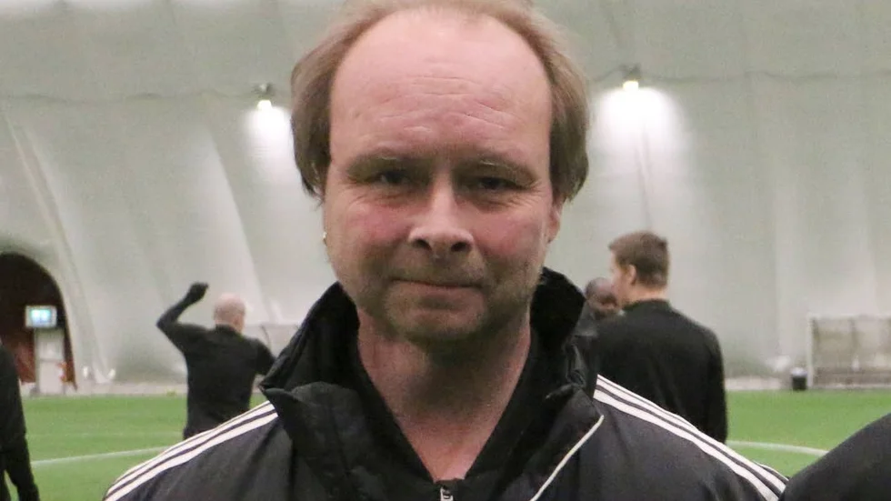 Jörgen Lundmark besviken MSSK-tränare efter storförlust mot Ersnäs.