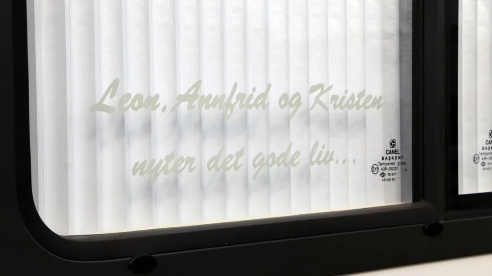 Familjen Jakobsen njuter av det goda livet i husbil.