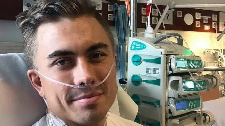 Erik Engberg, bördig från Piteå, vårdas på Skellefteå sjukhus efter den svåra olyckan utanför Ammarnäs. "Jag är så glad att jag överlevde", säger han.