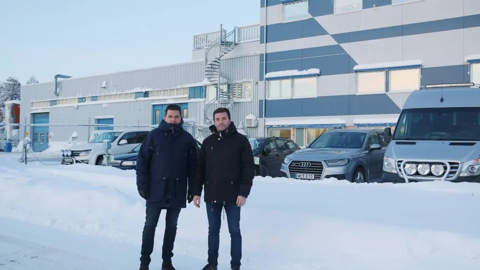 Wibax bygger ut. Inom ett år hoppas koncernchef Jonas Wiklund och fastighetschef Andreas Wiklund att 30 nya kontorsplatser ska vara klara.