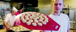 Snart är Emil bagare