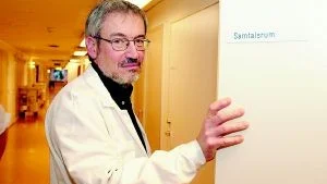 Att rehabavdelningen stängts är en konsekvens av landstingets neddragning. Nu hoppas verksamhetschef Rolf Hässler på att NiF ska få medel för att kompetensutveckla eller pensionera övertalig personal, cirka 25 stycken i nuläget. 
FOTO: TITTI OLOVSSON