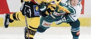 Jimmie väntar på klubborna från Montreal