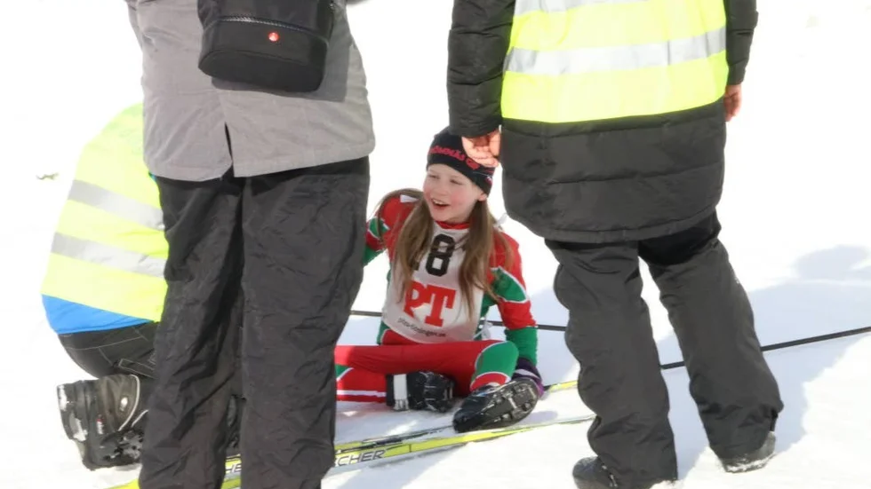 TRÖTT. Mira Lindberg, Strömnäs, var trött men glad när hon kom i mål.