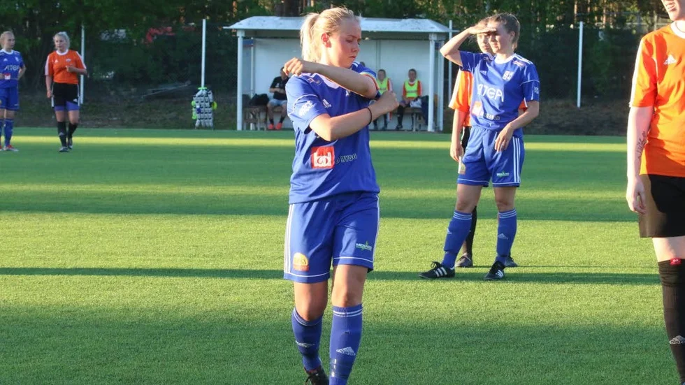 Lovisa Holmbom gjorde mål som vanligt.