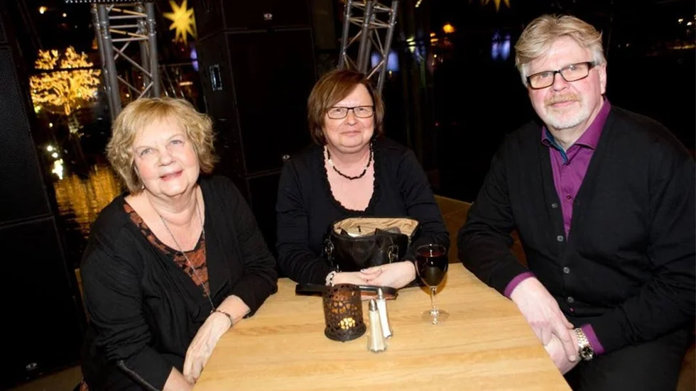 Gunnel Malmberg, Ulla och Thomas Lindgren är väl förtrogna med PeterJohansson och Matilda Grüns artistskap.