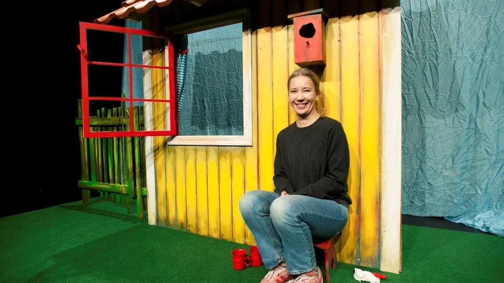 Minna Krook kommer till Finspång med föreställningen Borta den 5 april.