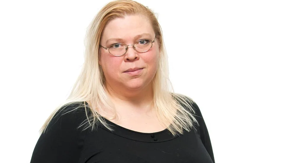 Erika Snäll, tv-krönikör.