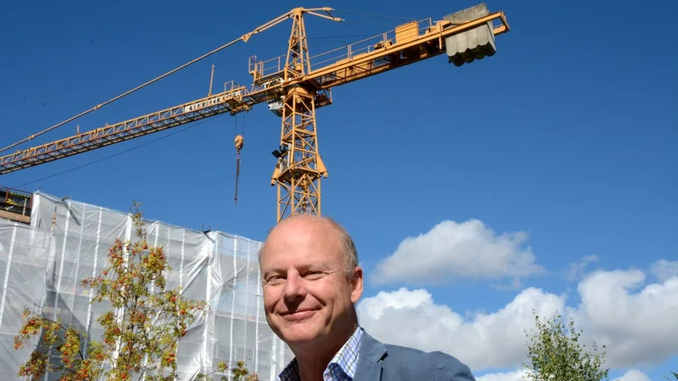 Nöjd VD. Dag Gunnarsson uttryckte glädje över en god arbetsinsats till sina byggarbetare på fredagens taklagsfest.