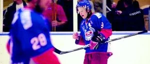 Tufft för Linus hos HV 71