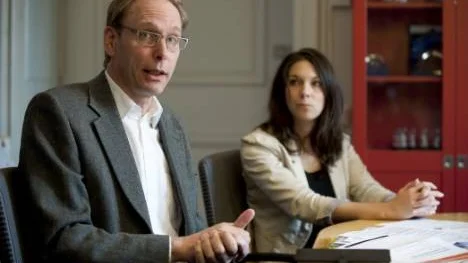Per Grundtman, utredare vid kommunstyrelsens kansli och Teresa Carvalho (S) ingår i Jobbkommissionens operativa grupp.