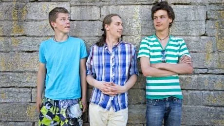 Söderköpingstrion Pegasus släpper nu debutalbumet "Gormenghast". Från vänster Rasmus Carlson, Simon Selsfors och Joel   Selsfors.