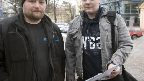 "Nästa S-ledare", sade pappa Henrik, "han heter Juholt" tillade sonen Robin.
