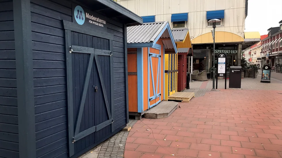 "Vår stuga var mellan M och SD och KD stod inkilade bredvid oss", skriver Ulf Lindström, ordförande för Liberalerna Piteå.