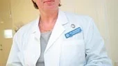  Norlevo är gratis för alla under 20 år, berättar Ann Johannesson, chef för barnmorskemottagningen. Och det är jättebra. Det är viktigt att vi fångar upp unga tjejer och informerar om olika preventivmedel.
FOTO: NICLAS SANDBERG