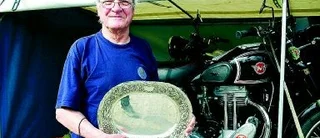 Rally med historiska motorcyklar